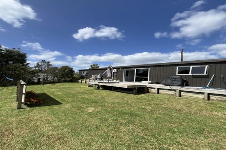 Photo of property in 28 Riverlea Road, Whenuapai, Auckland, 0618