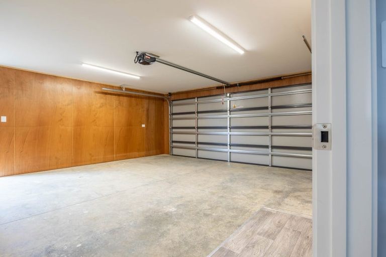 Photo of property in 114 Severn Street, Clifton, Invercargill, 9812