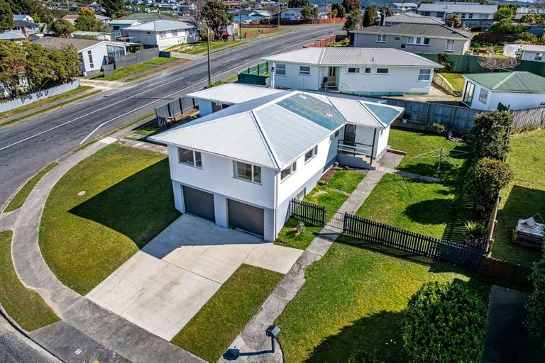 Photo of property in 1 Caduceus Place, Ascot Park, Porirua, 5024
