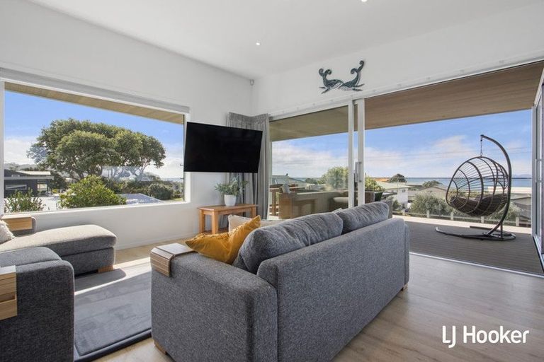 Photo of property in 246 Seaforth Road, Waihi Beach, 3611