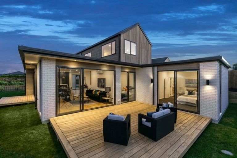 Photo of property in 26 Huarahi Pai Road, Huapai, Kumeu, 0810