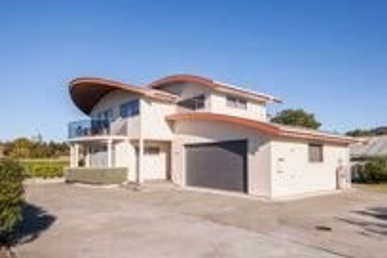 Photo of property in 14 Tawiri Place, Kuratau, Turangi, 3381