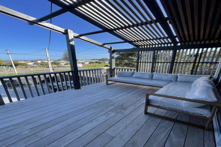 Photo of property in 2 Pine Road, Ngunguru, Whangarei, 0173