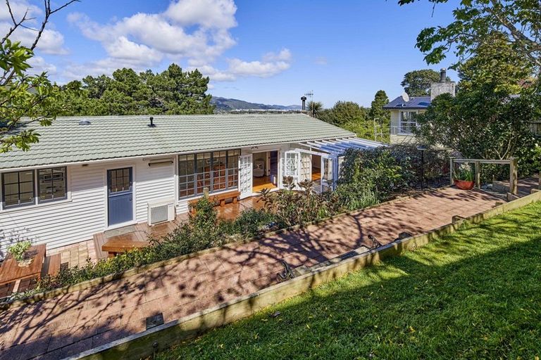 Photo of property in 10 Wairere Road, Belmont, Lower Hutt, 5010