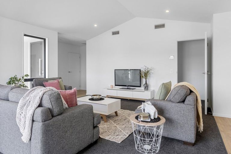 Photo of property in 7 Yates Place, Amberley, 7410