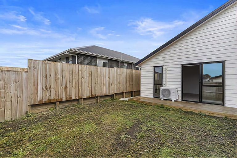 Photo of property in 6b Cronshaw Road, Karaka, Papakura, 2113