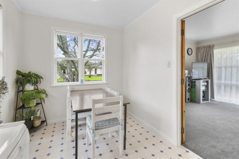 Photo of property in 13 Cargill Street, Papakura, 2110