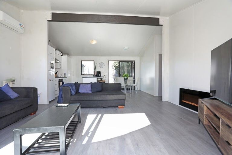 Photo of property in 17a Monckton Street, Feilding, 4702