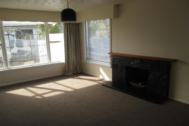 Photo of property in 23 Aylmer Street, Somerfield, Christchurch, 8024