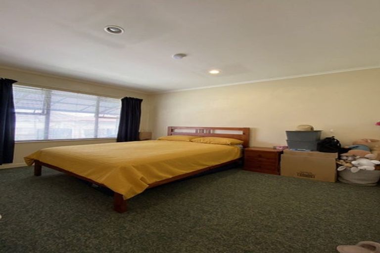 Photo of property in 1 Derwent Street, Morningside, Auckland, 1022