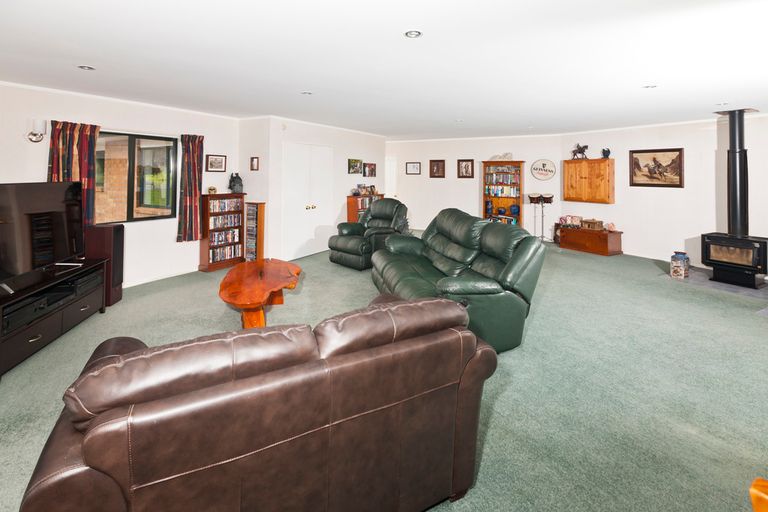 Photo of property in 172 Old Parua Bay Road, Abbey Caves, Whangarei, 0175