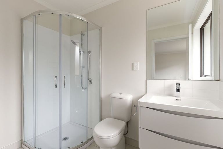 Photo of property in 9 Manawaroa Close, Grandview Heights, Hamilton, 3200