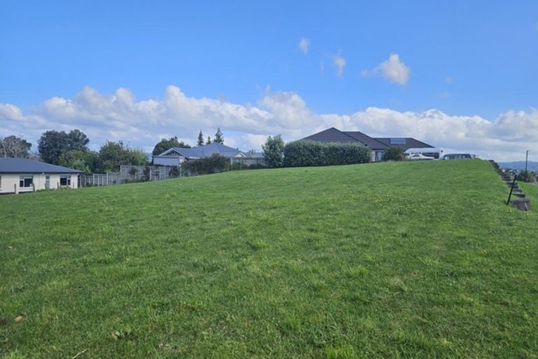 Photo of property in 37 Margaret Drive, Omokoroa, 3114