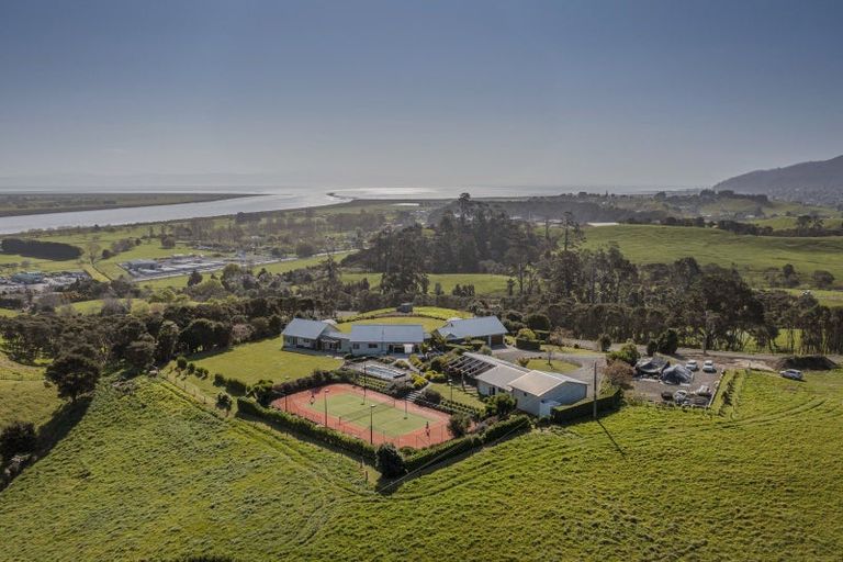 Photo of property in 68 Kanuka Rise, Albert Town, Wanaka, 9305