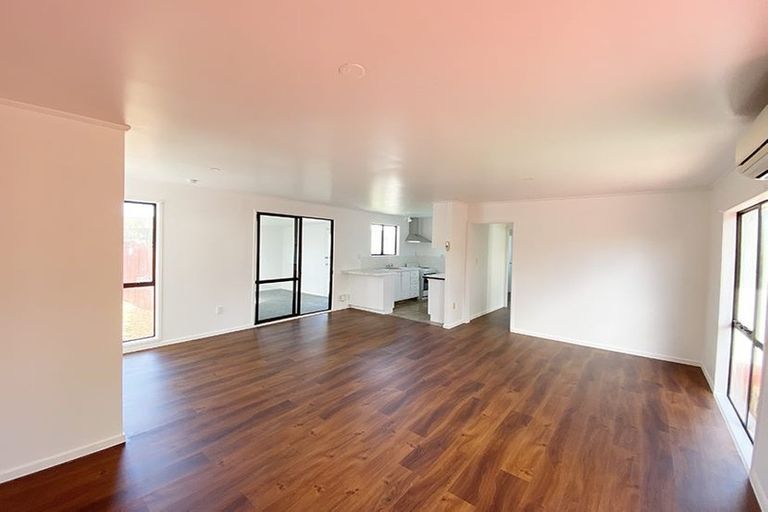 Photo of property in 47 Secretariat Place, Randwick Park, Auckland, 2105