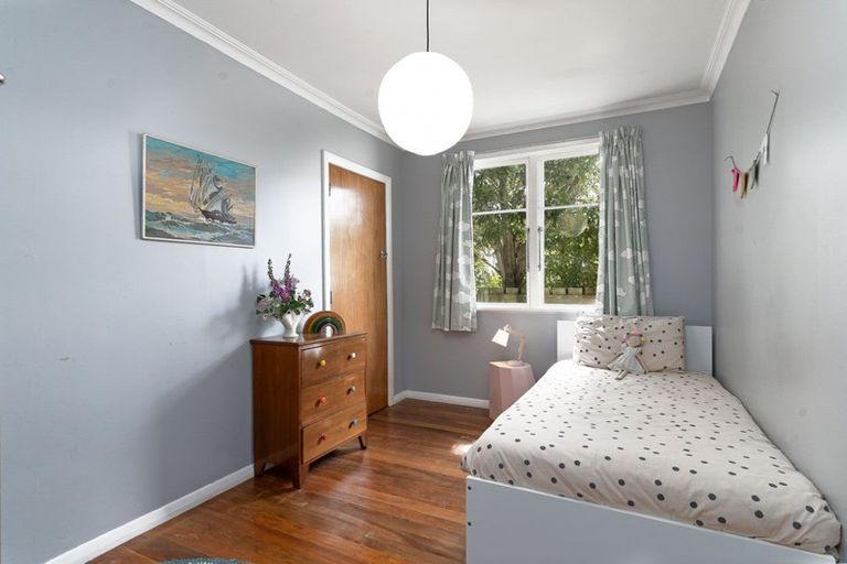 Photo of property in 46 Woodward Street East, Featherston, 5710