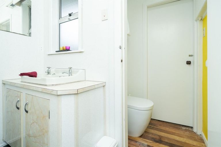 Photo of property in 1 Great South Road, Taupiri, 3721