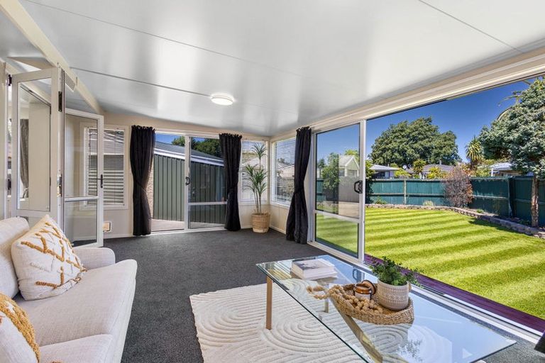 Photo of property in 52 West-watson Avenue, Hillmorton, Christchurch, 8025