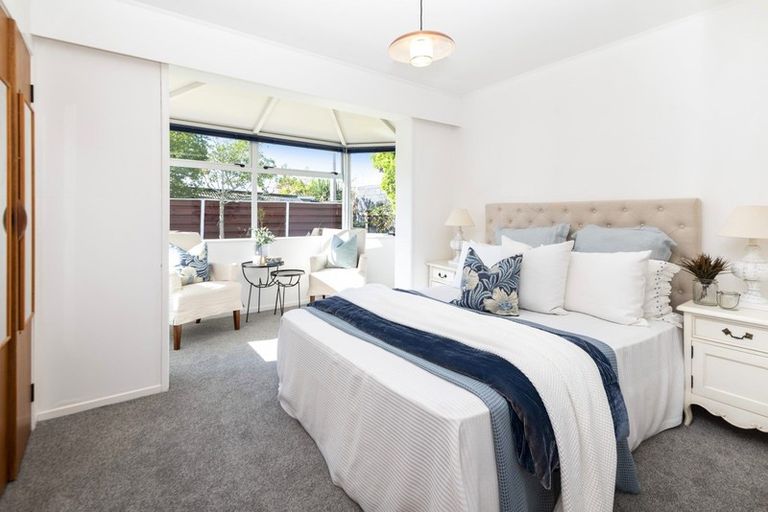 Photo of property in 2/3 Jern Place, Eastern Beach, Auckland, 2012