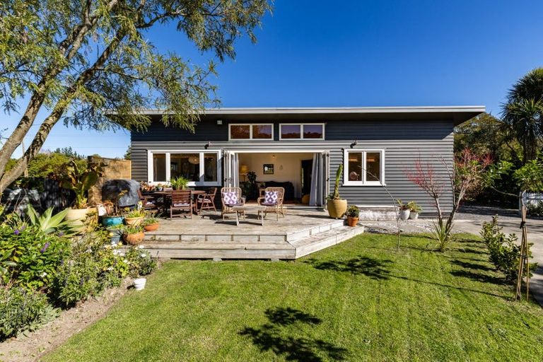 Photo of property in 190 Onehunga Road, Bay View, Napier, 4182