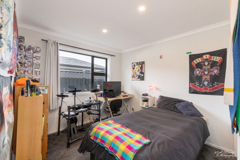 Photo of property in 44 Buddle Road, Wallaceville, Upper Hutt, 5018