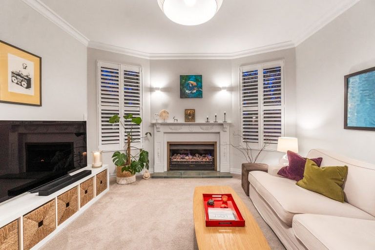 Photo of property in 43b Stanley Road, Stanley Point, Auckland, 0624