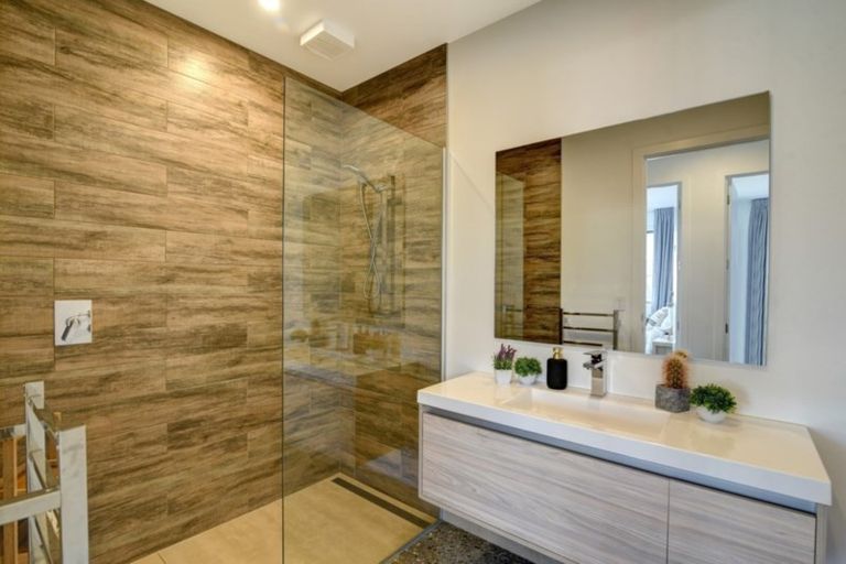 Photo of property in 6 Polperro Court, Jacks Point, Queenstown, 9371