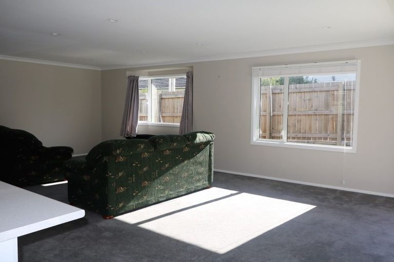 Photo of property in 41a Moeraki Road, Maoribank, Upper Hutt, 5018