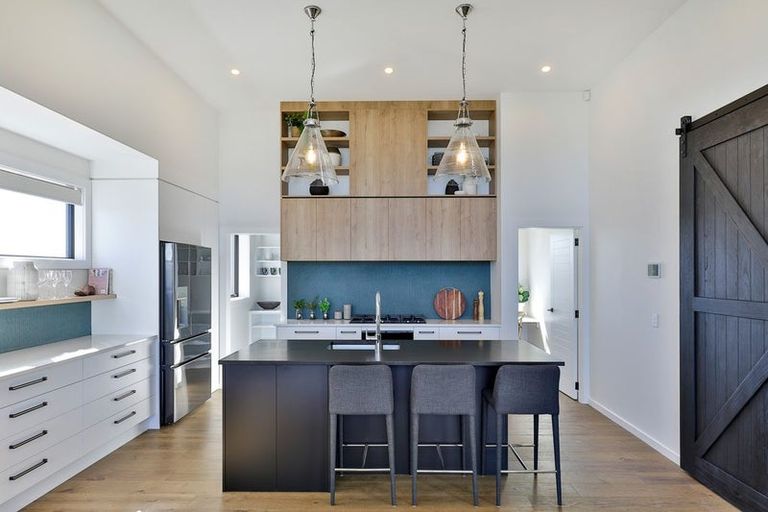 Photo of property in 25 Michael Bosher Way, Flat Bush, Auckland, 2019