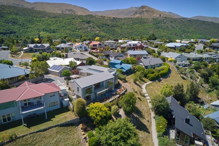 Photo of property in 37 Cotter Avenue, Arrowtown, 9302