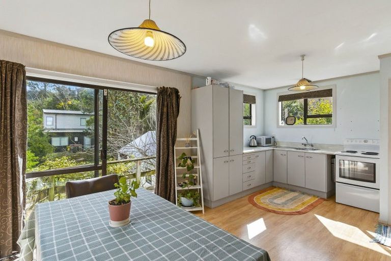 Photo of property in 15 Leinster Avenue, Raumati South, Paraparaumu, 5032