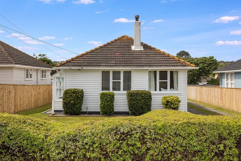 Photo of property in 7 Waiuta Street, Titahi Bay, Porirua, 5022