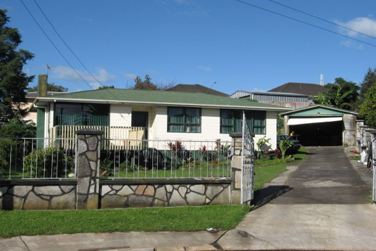 Photo of property in 17 Stainton Place, Otara, Auckland, 2023