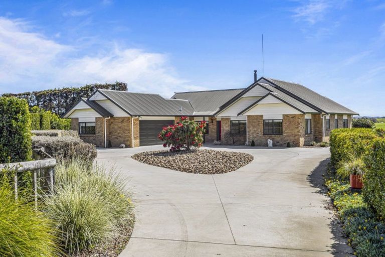 Photo of property in 105 Mairetahi Road, South Head, Helensville, 0874