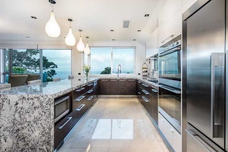 Photo of property in 37b View Road, Campbells Bay, Auckland, 0630