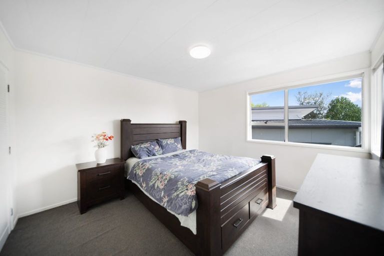 Photo of property in 6c Zingaro Place, Massey, Auckland, 0614