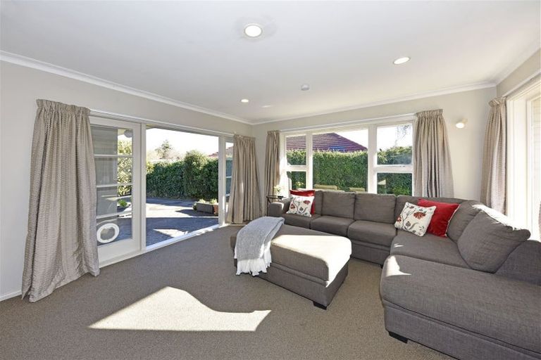 Photo of property in 6 Gregan Crescent, Burnside, Christchurch, 8053