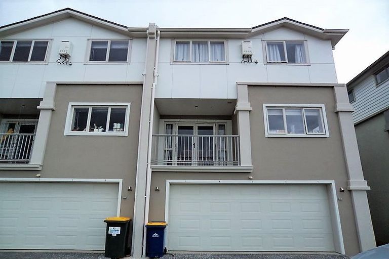 Photo of property in The Rise, 5/11 Hatfield Place, Albany Heights, Auckland, 0632