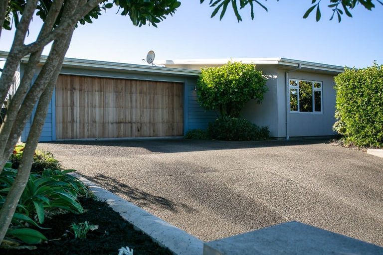 Photo of property in 21 Norfolk Drive, Cambridge, 3434