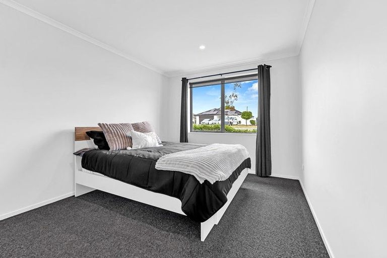 Photo of property in 1 Helenvale Crescent, Pokeno, 2402