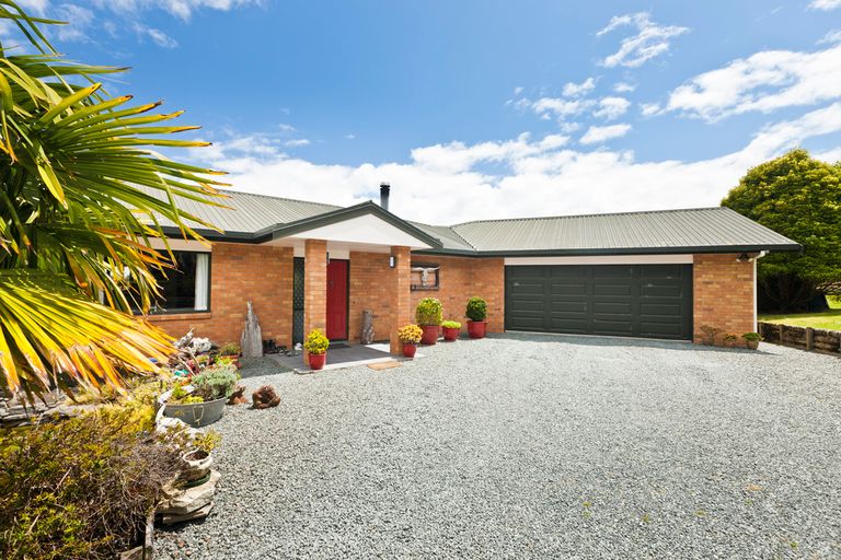 Photo of property in 172 Old Parua Bay Road, Abbey Caves, Whangarei, 0175