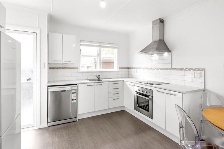 Photo of property in 68a Hikurangi Street, Trentham, Upper Hutt, 5018