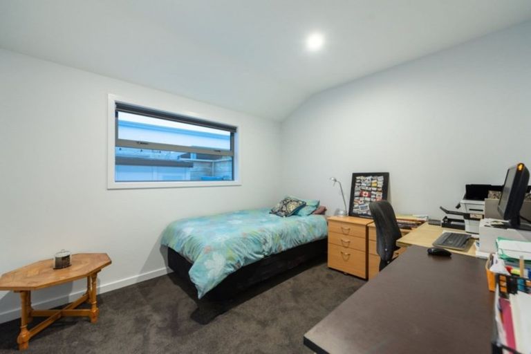 Photo of property in 17 Awatira Drive, Papamoa Beach, Papamoa, 3118