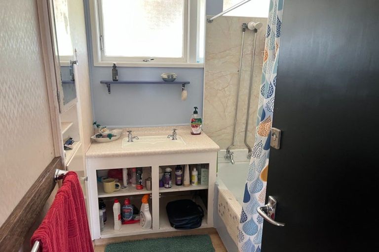 Photo of property in 48 Elliott Road, Woodville, 4998