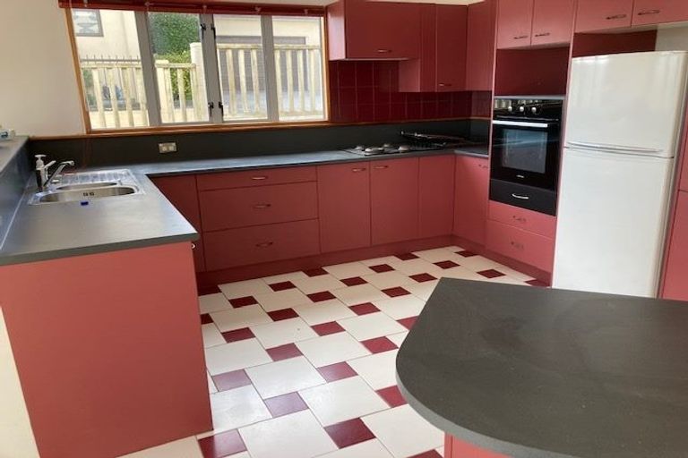 Photo of property in 12a Imran Terrace, Khandallah, Wellington, 6035