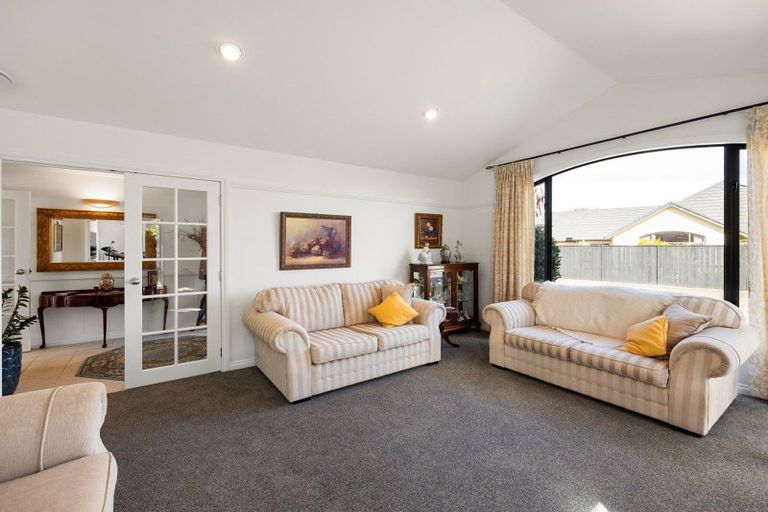 Photo of property in 16 Strathconnan Court, Rototuna, Hamilton, 3210