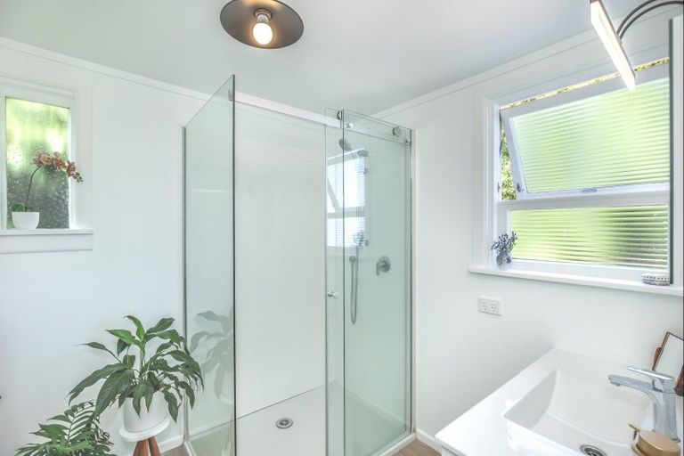 Photo of property in 35 Chester Street, Levin, 5510