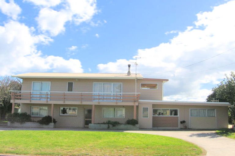 Photo of property in 307 Hauturu Street, Whangamata, 3620