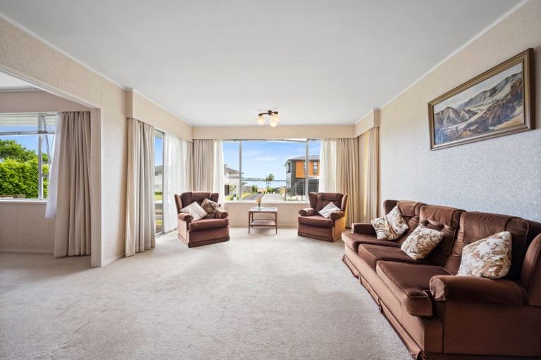 Photo of property in 41 Bramley Drive, Farm Cove, Auckland, 2012