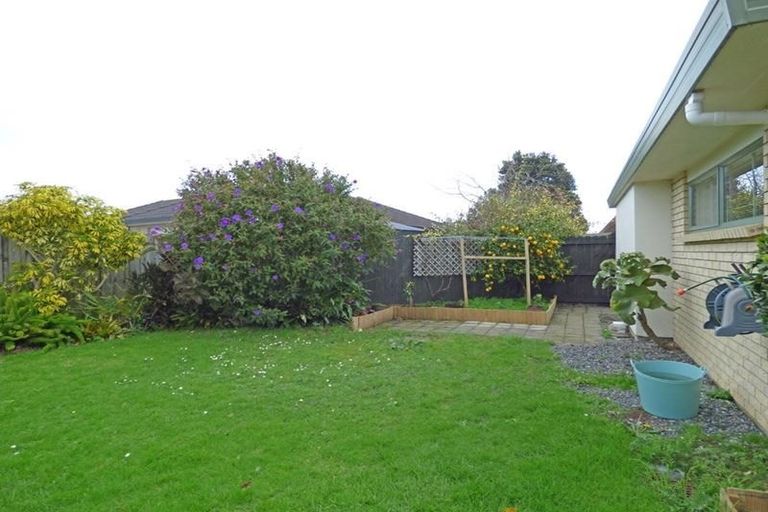 Photo of property in 10 Franco Lane, East Tamaki, Auckland, 2016